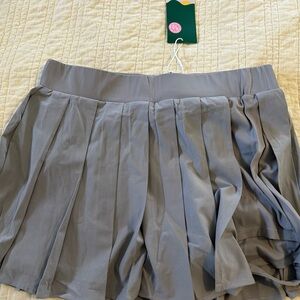 HALARA Light Gray Medium Skort with Built-In Shorts NWT